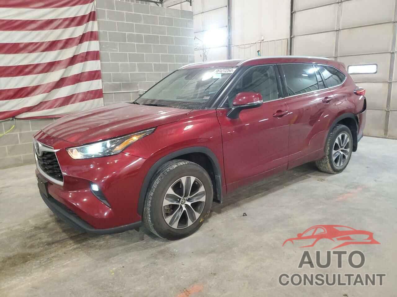 TOYOTA HIGHLANDER 2022 - 5TDHZRBH7NS577242