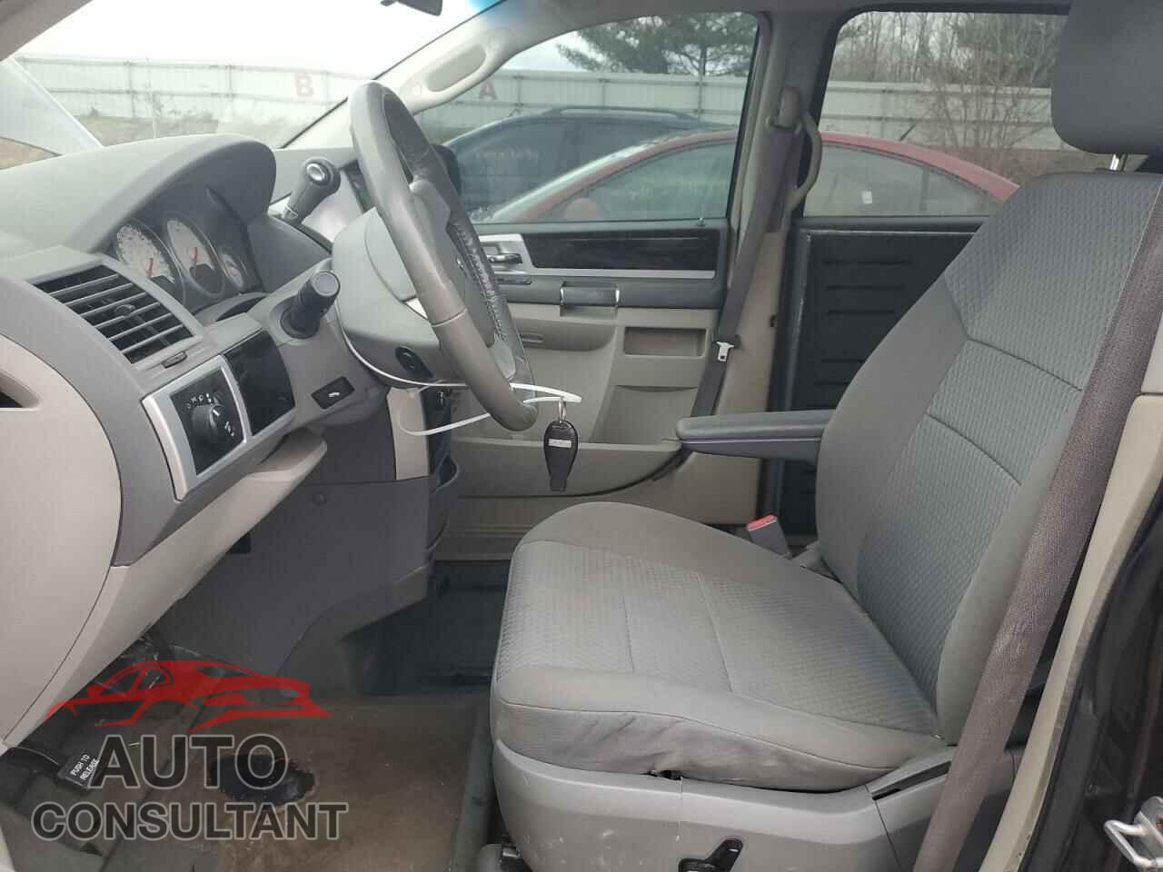 DODGE CARAVAN 2010 - 2D4RN6DX8AR390889