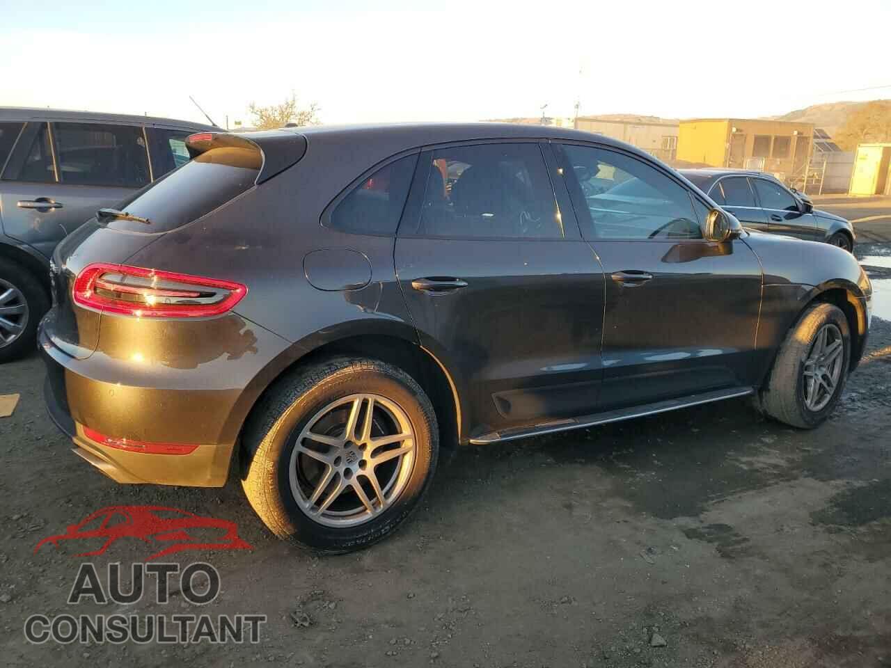 PORSCHE MACAN 2018 - WP1AA2A51JLB02168