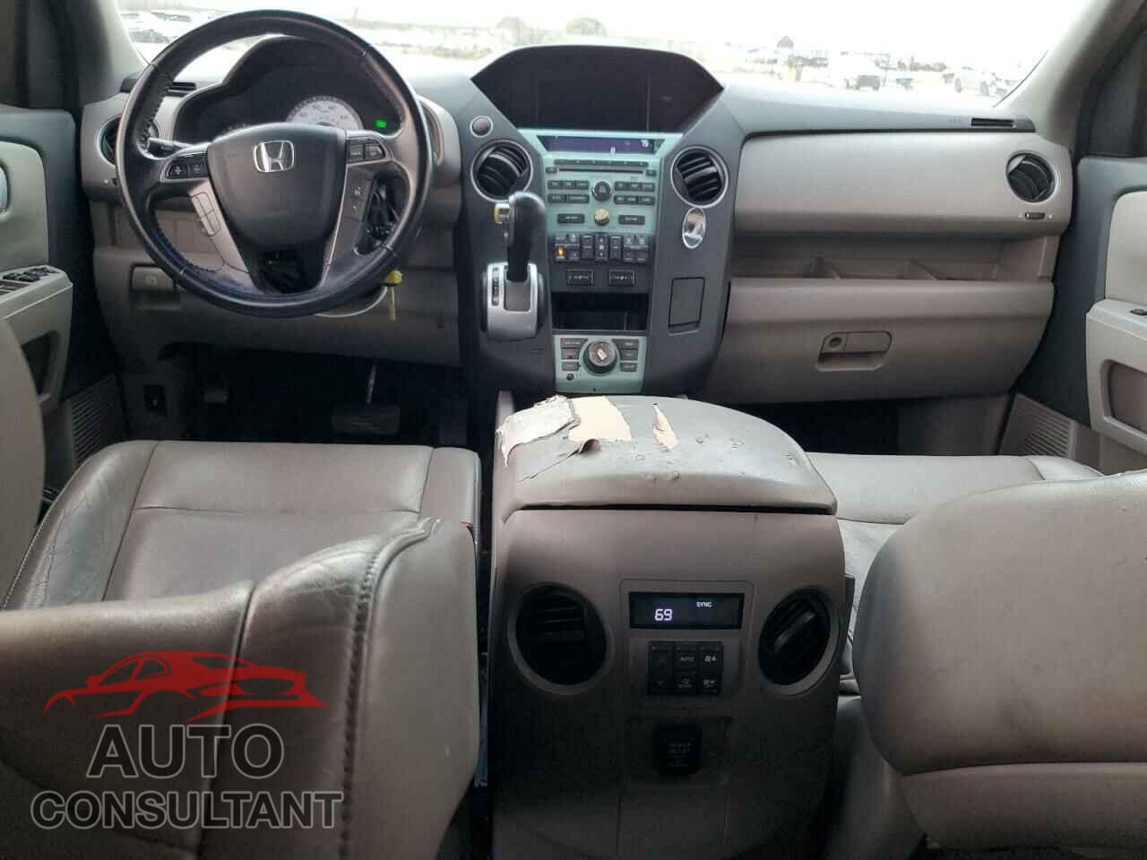 HONDA PILOT 2011 - 5FNYF3H78BB003995