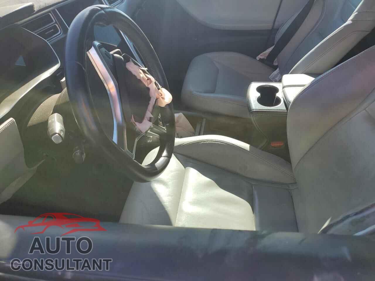 TESLA MODEL S 2016 - 5YJSA1E27GF133694