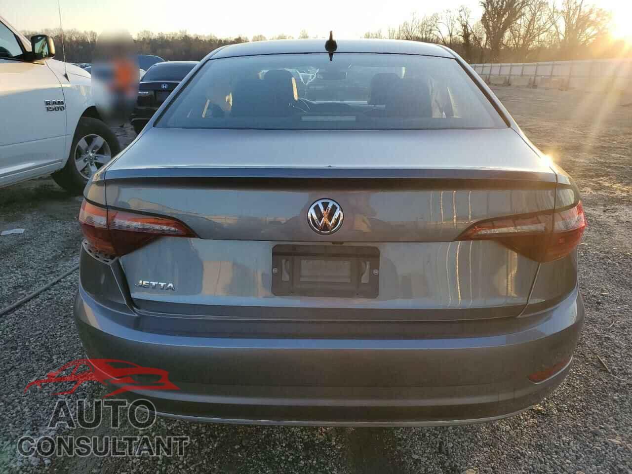 VOLKSWAGEN JETTA 2019 - 3VWEB7BUXKM240940