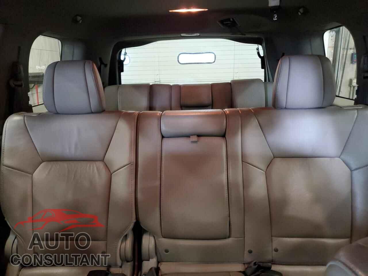HONDA PILOT 2012 - 5FNYF4H67CB006675