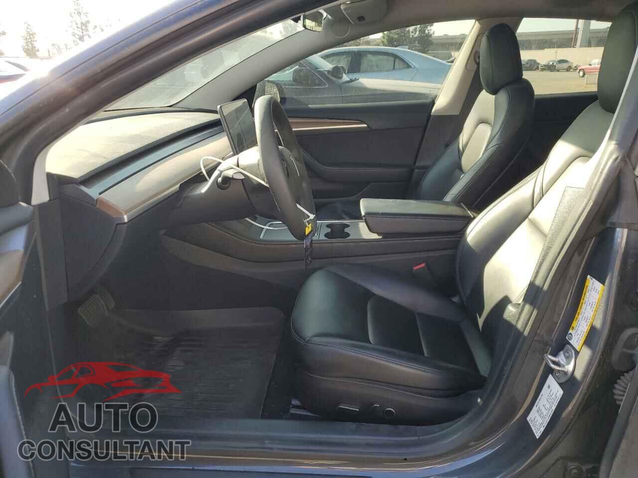 TESLA MODEL 3 2021 - 5YJ3E1EA4MF051868