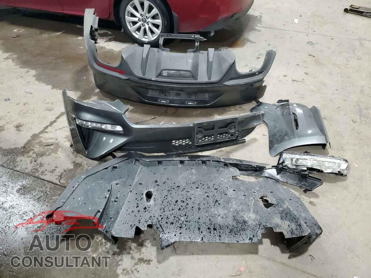 FORD MUSTANG 2019 - 1FA6P8CF8K5158022