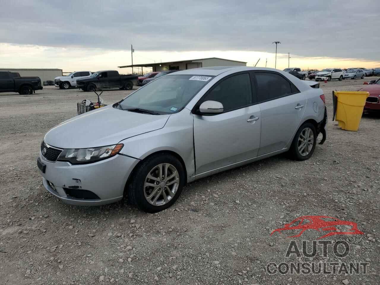 KIA FORTE 2012 - KNAFU4A21C5550219