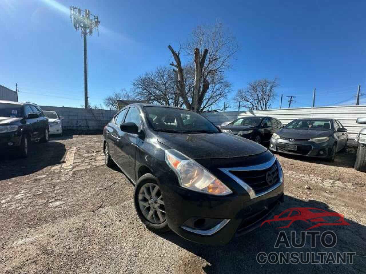 NISSAN VERSA 2017 - 3N1CN7AP6HL867665