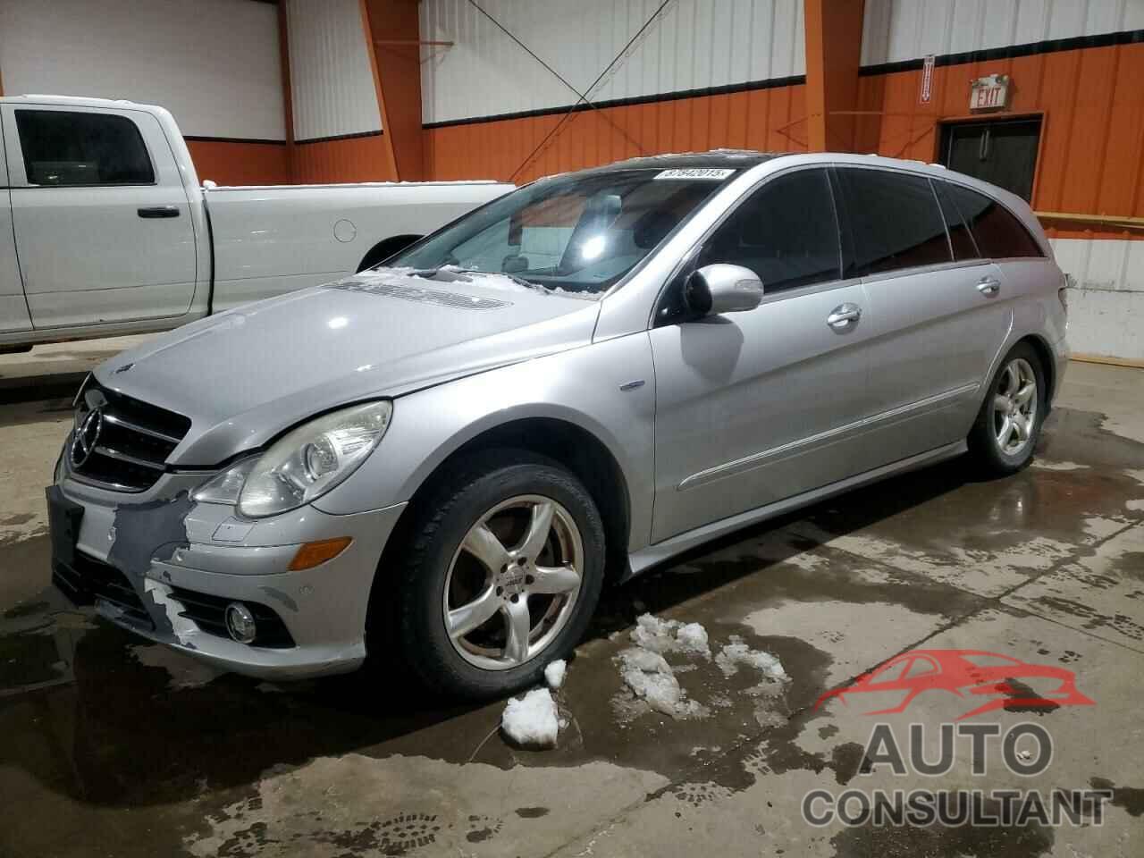 MERCEDES-BENZ R-CLASS 2010 - 4JGCB2FE0AA108471