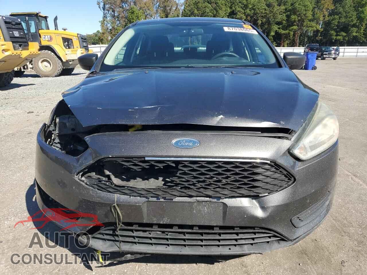 FORD FOCUS 2017 - 1FADP3E20HL253067