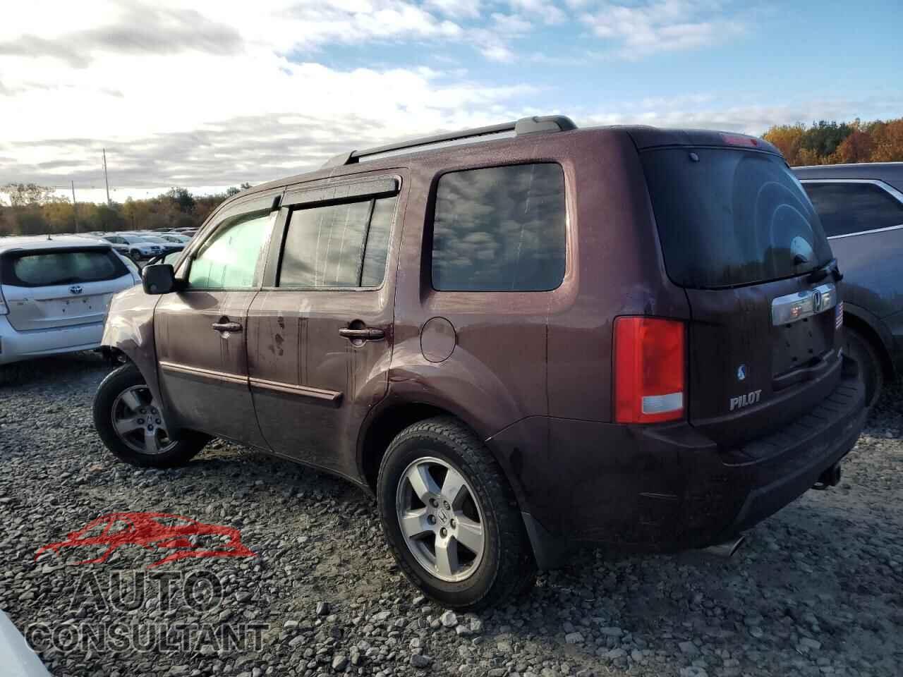 HONDA PILOT 2011 - 5FNYF4H4XBB013312