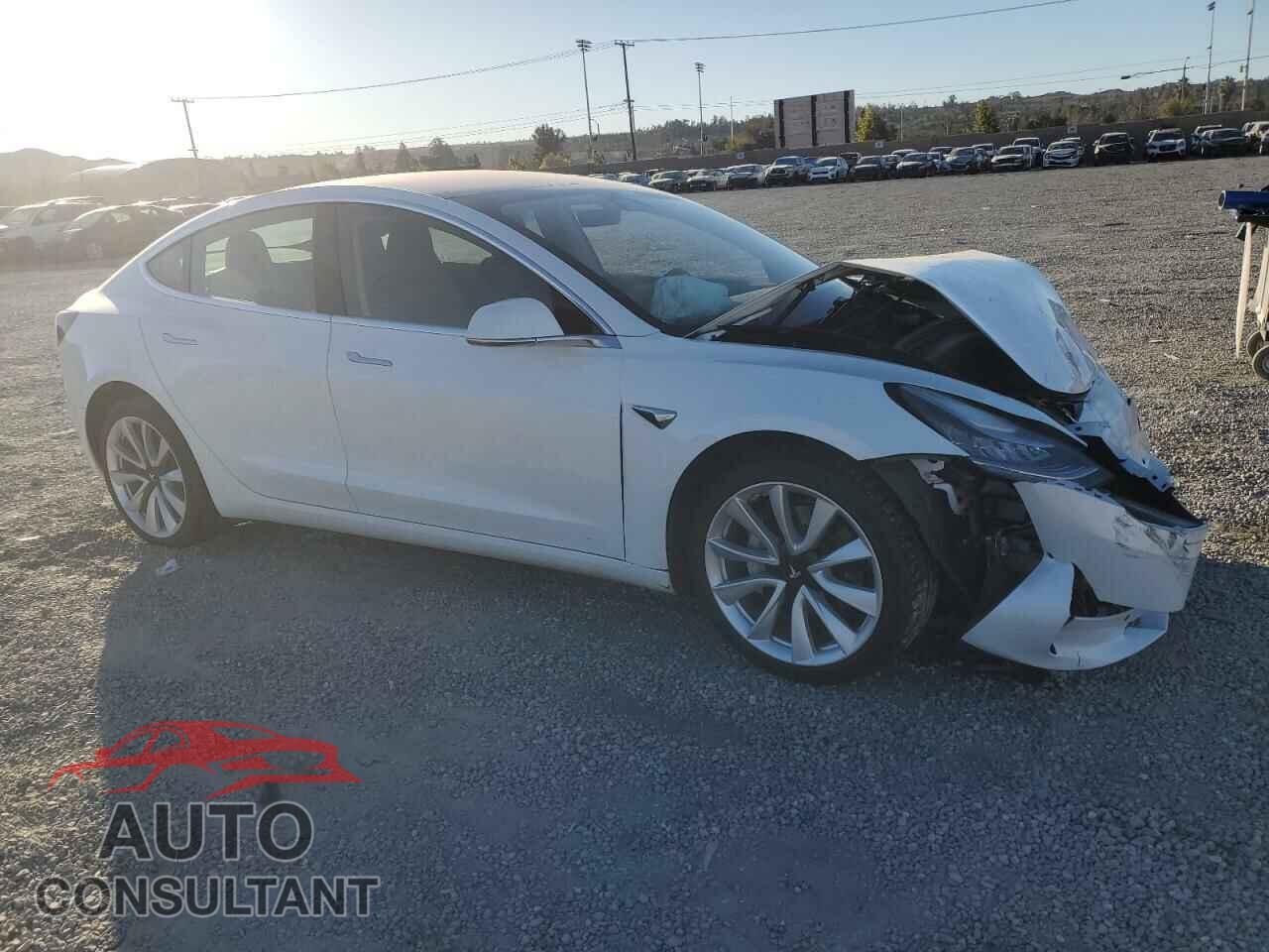 TESLA MODEL 3 2018 - 5YJ3E1EA0JF108806