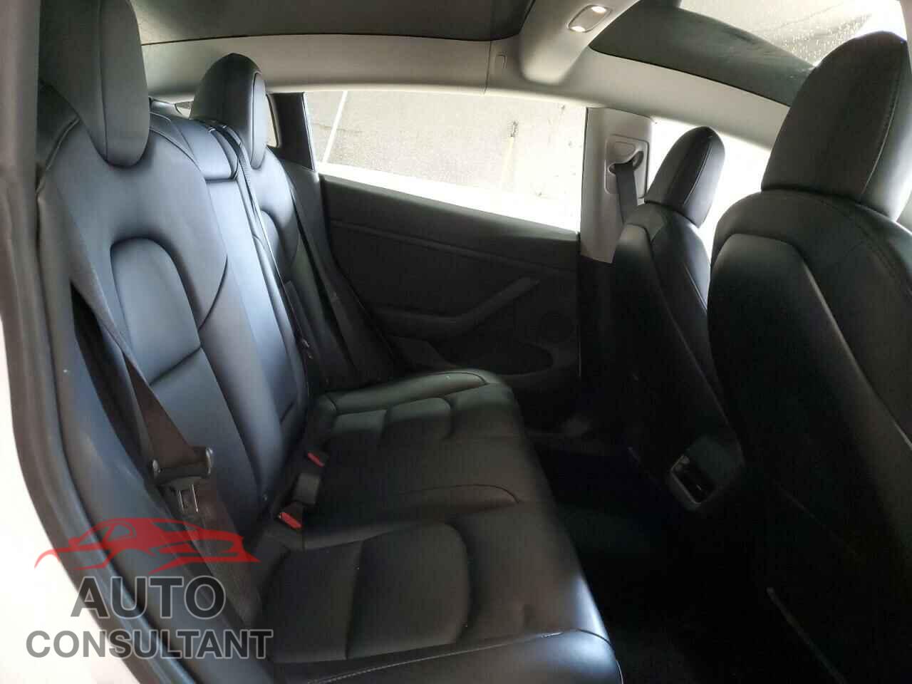 TESLA MODEL 3 2021 - 5YJ3E1EB5MF980055