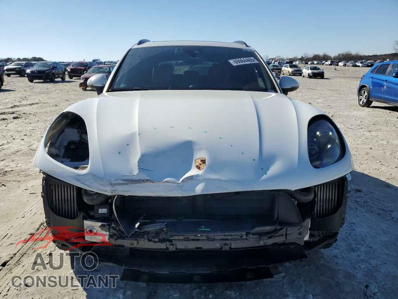 PORSCHE MACAN 2017 - WP1AG2A52HLB51551