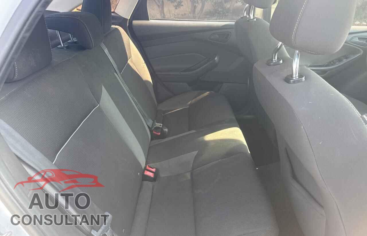 FORD FOCUS 2012 - 1FAHP3F23CL146376