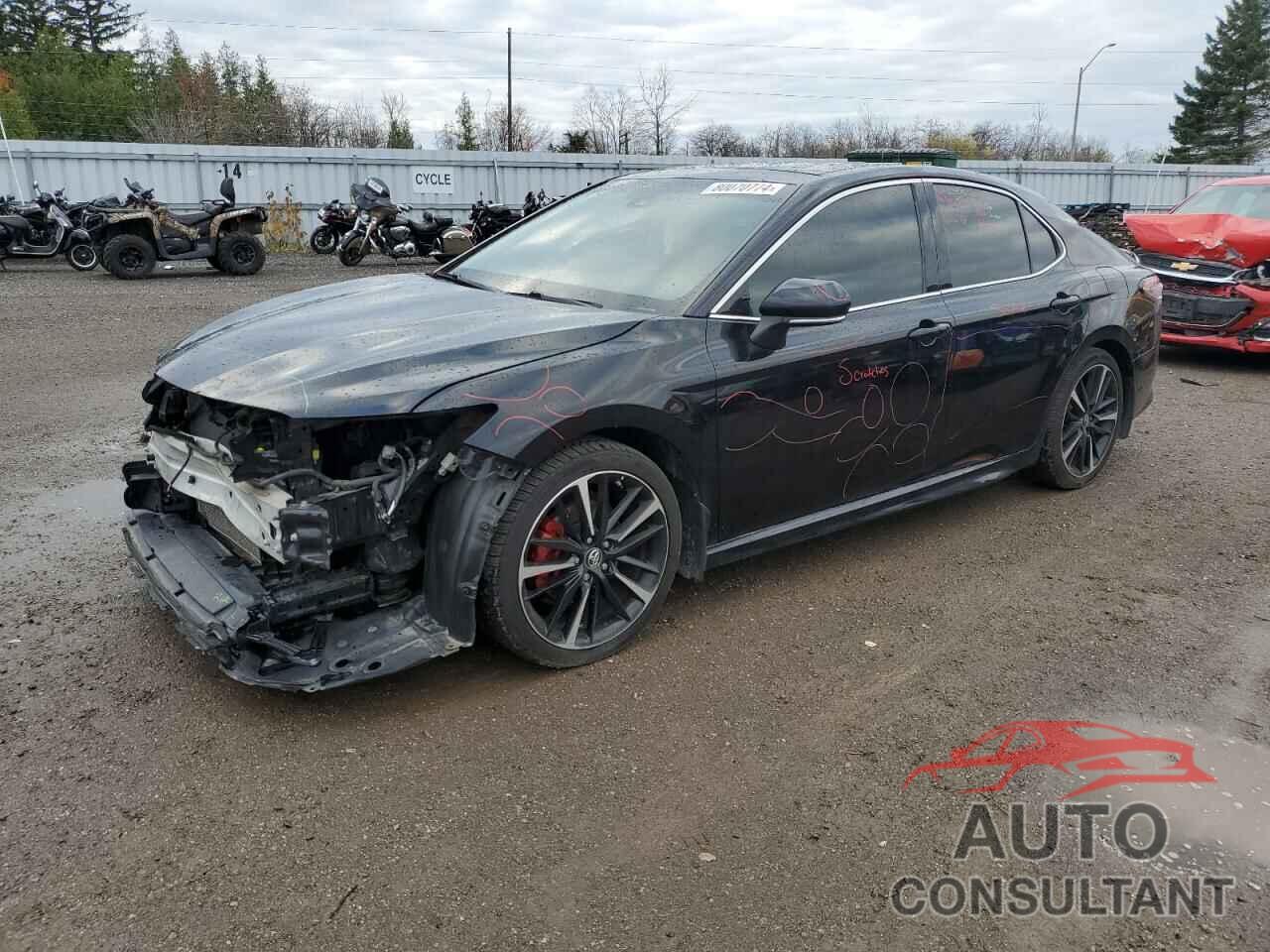 TOYOTA CAMRY 2018 - 4T1B61HKXJU092646