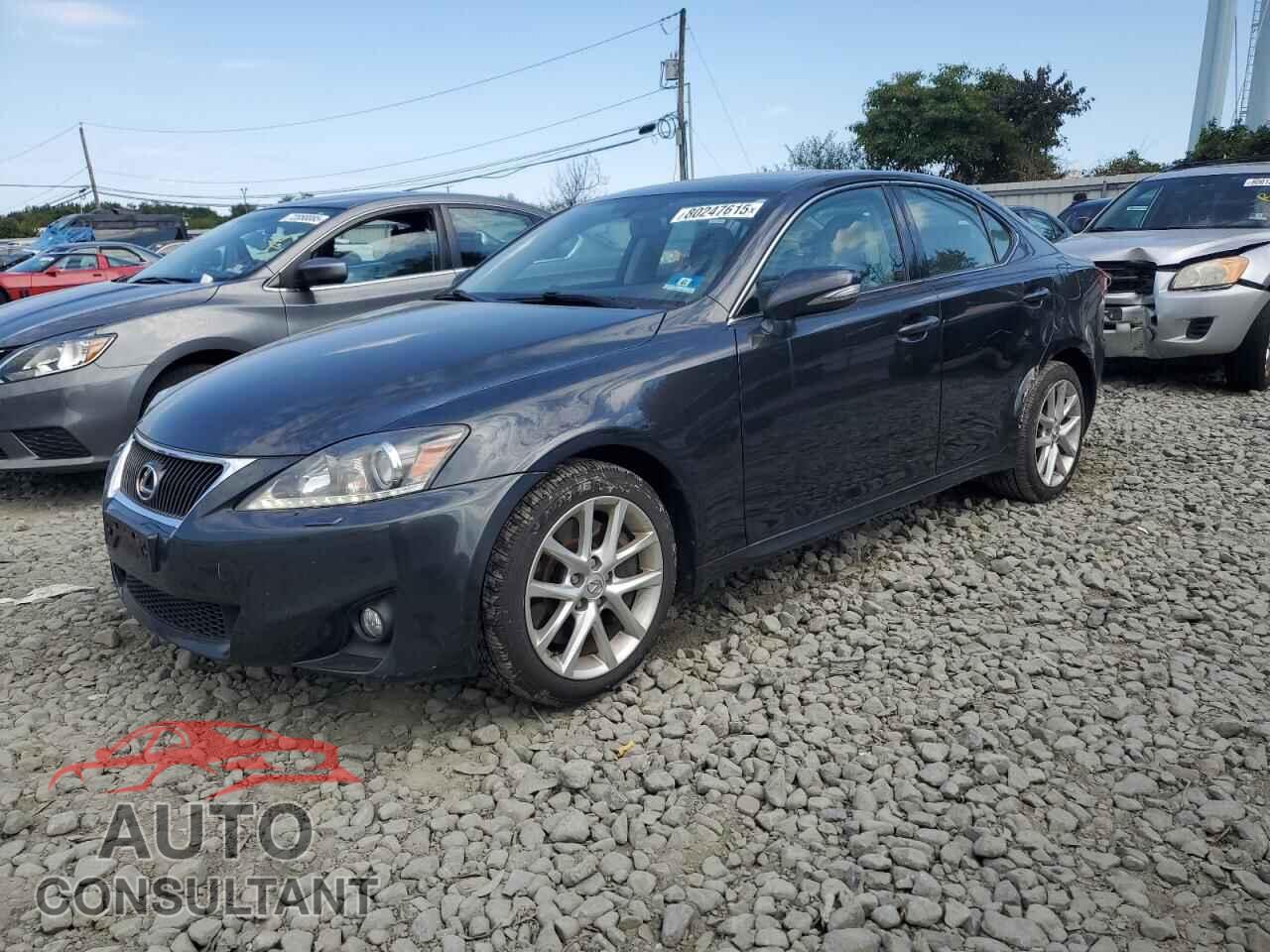 LEXUS IS 2011 - JTHCE5C21B5000876