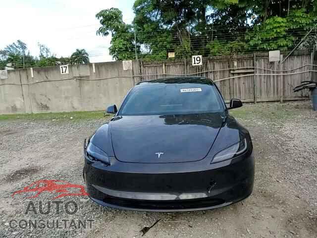 TESLA MODEL 3 2024 - 5YJ3E1EA7RF826476
