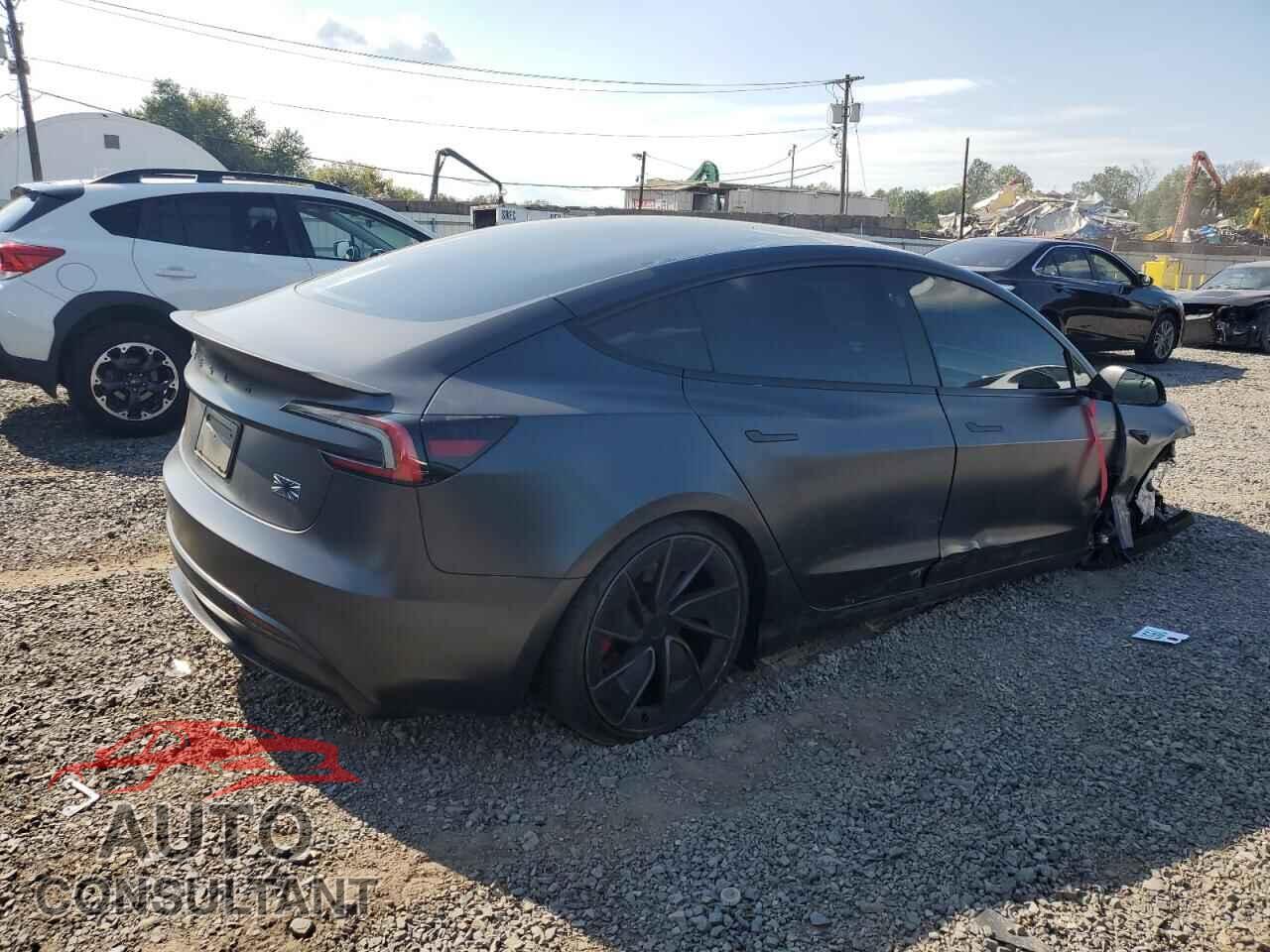 TESLA MODEL 3 2024 - 5YJ3E1ET8RF853607