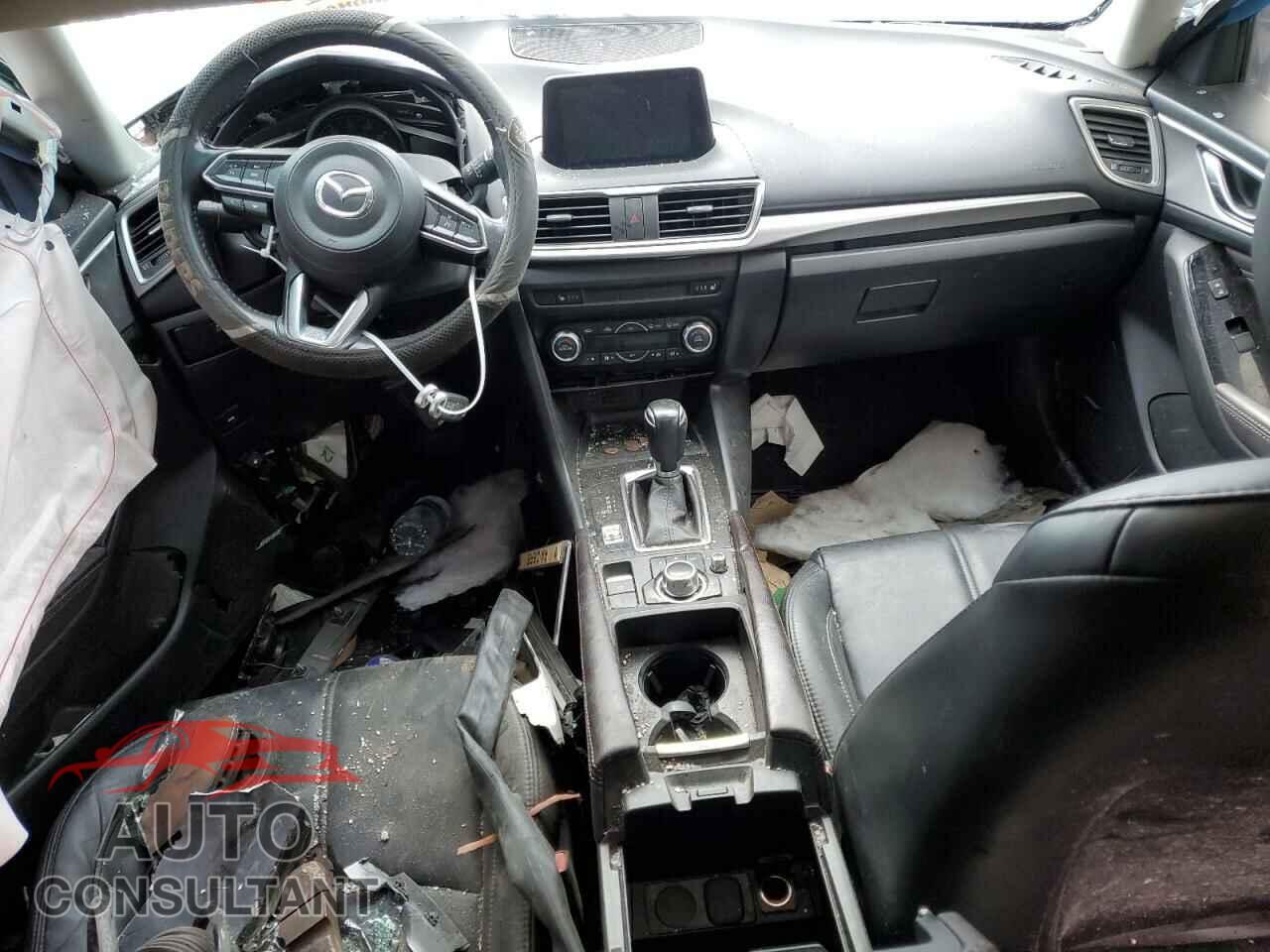 MAZDA 3 2017 - 3MZBN1V75HM100140