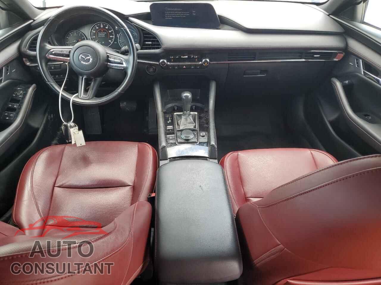 MAZDA 3 2023 - JM1BPBLM7P1611906