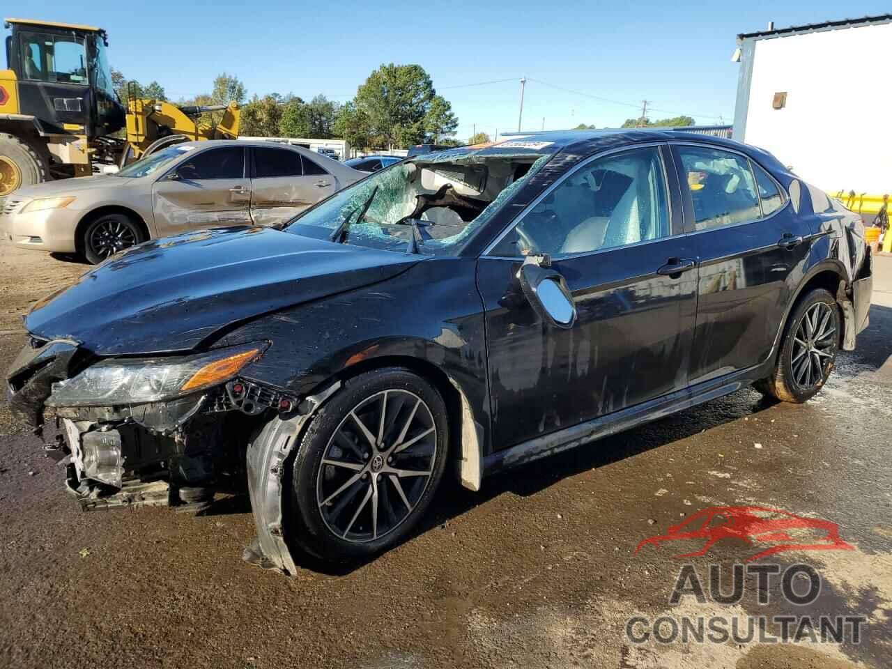 TOYOTA CAMRY 2021 - 4T1G11AKXMU612282