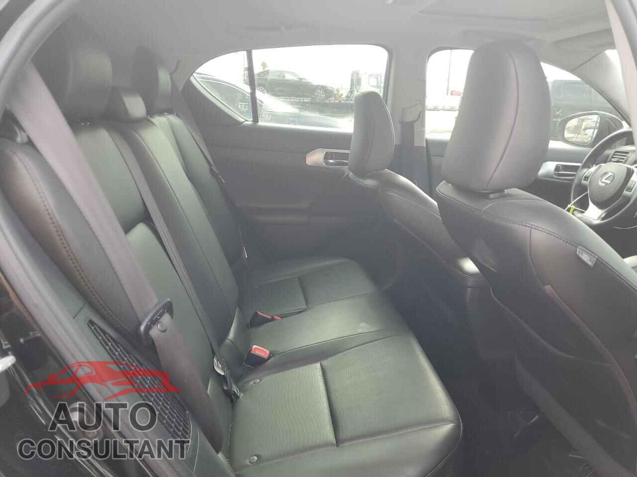 LEXUS CT 200 2011 - JTHKD5BH2B2031950