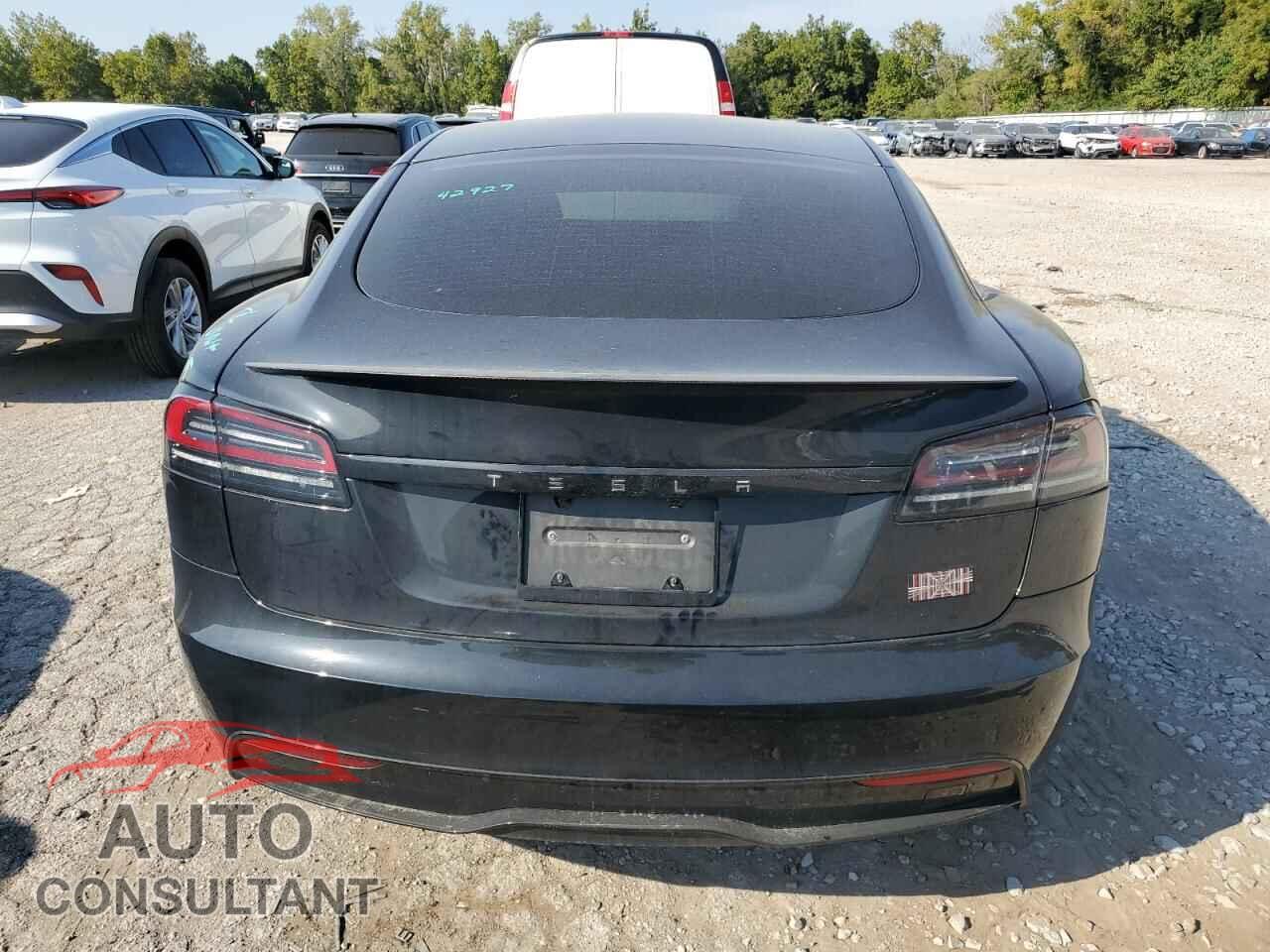 TESLA MODEL S 2023 - 5YJSA1E66PF516979