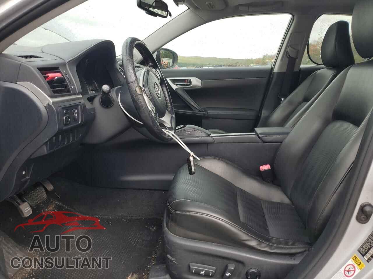 LEXUS CT 200 2011 - JTHKD5BH6B2040165