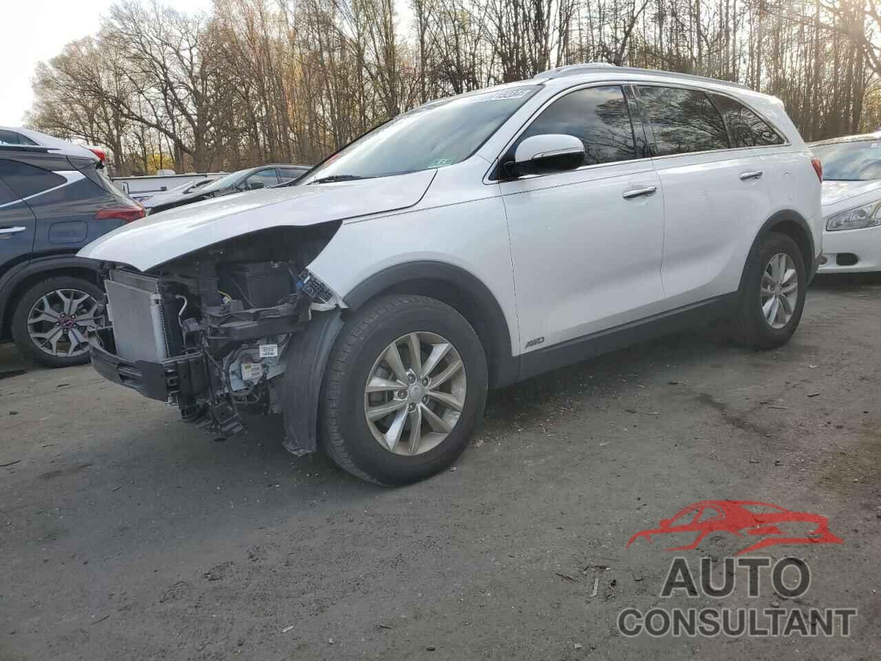 KIA SORENTO 2018 - 5XYPGDA58JG427014