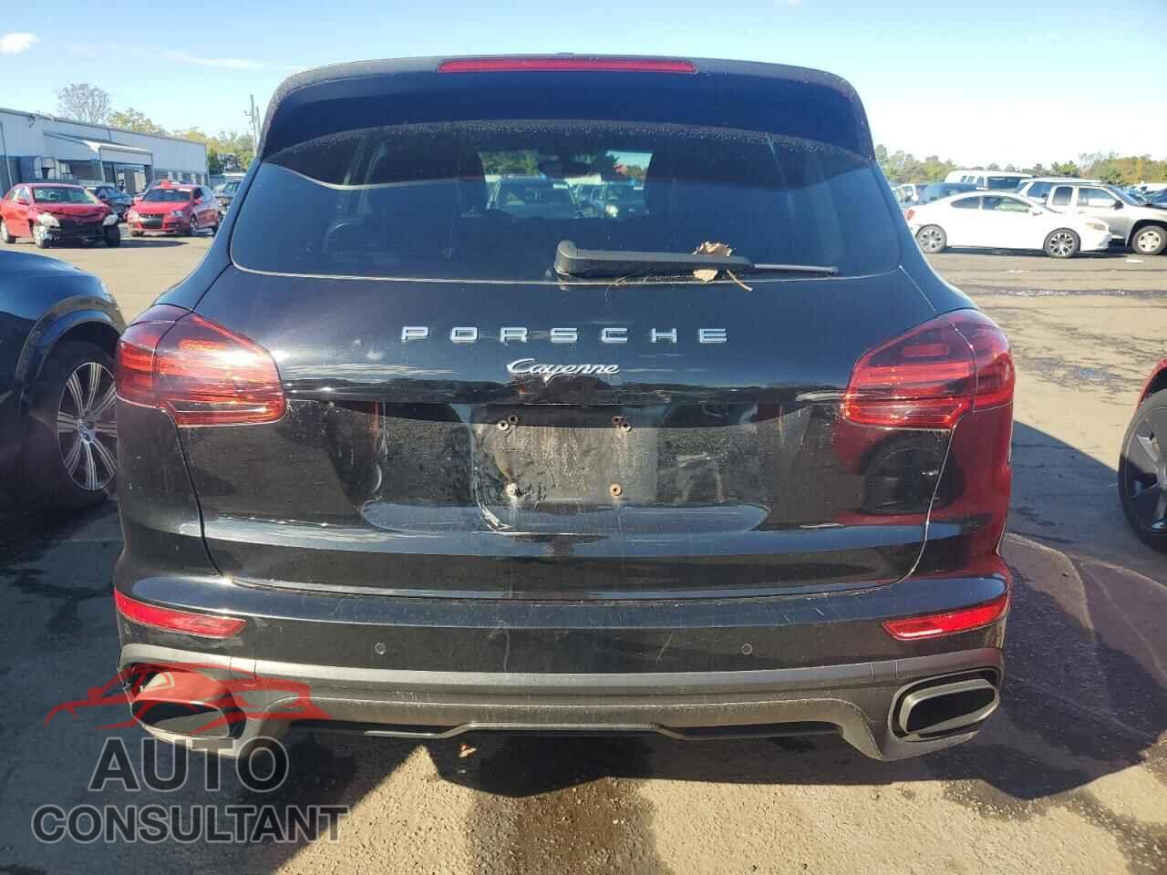 PORSCHE CAYENNE 2017 - WP1AA2A26HKA81100