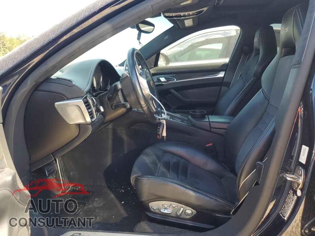 PORSCHE PANAMERA 2016 - WP0AF2A75GL080723