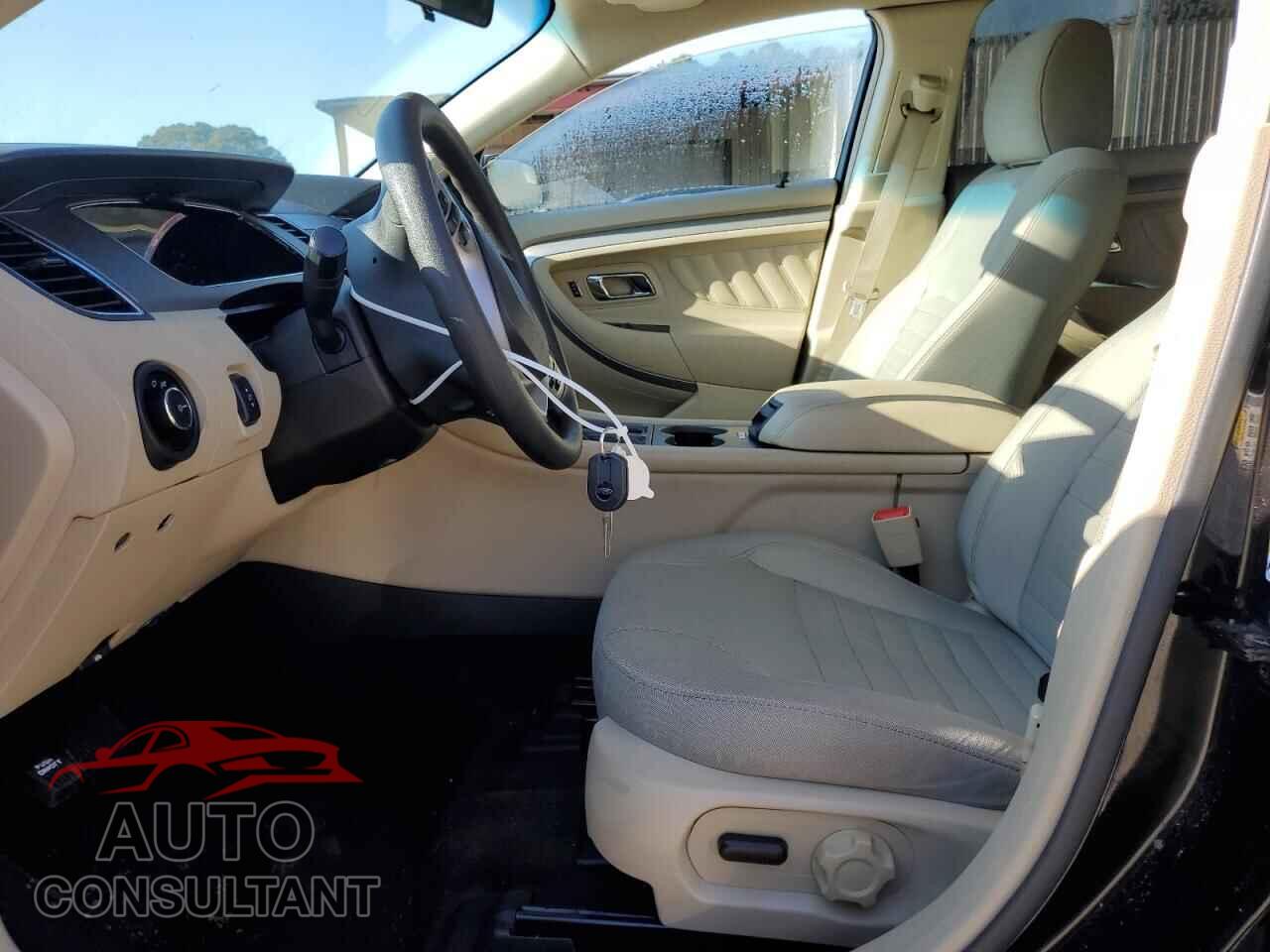 FORD TAURUS 2017 - 1FAHP2D82HG140473