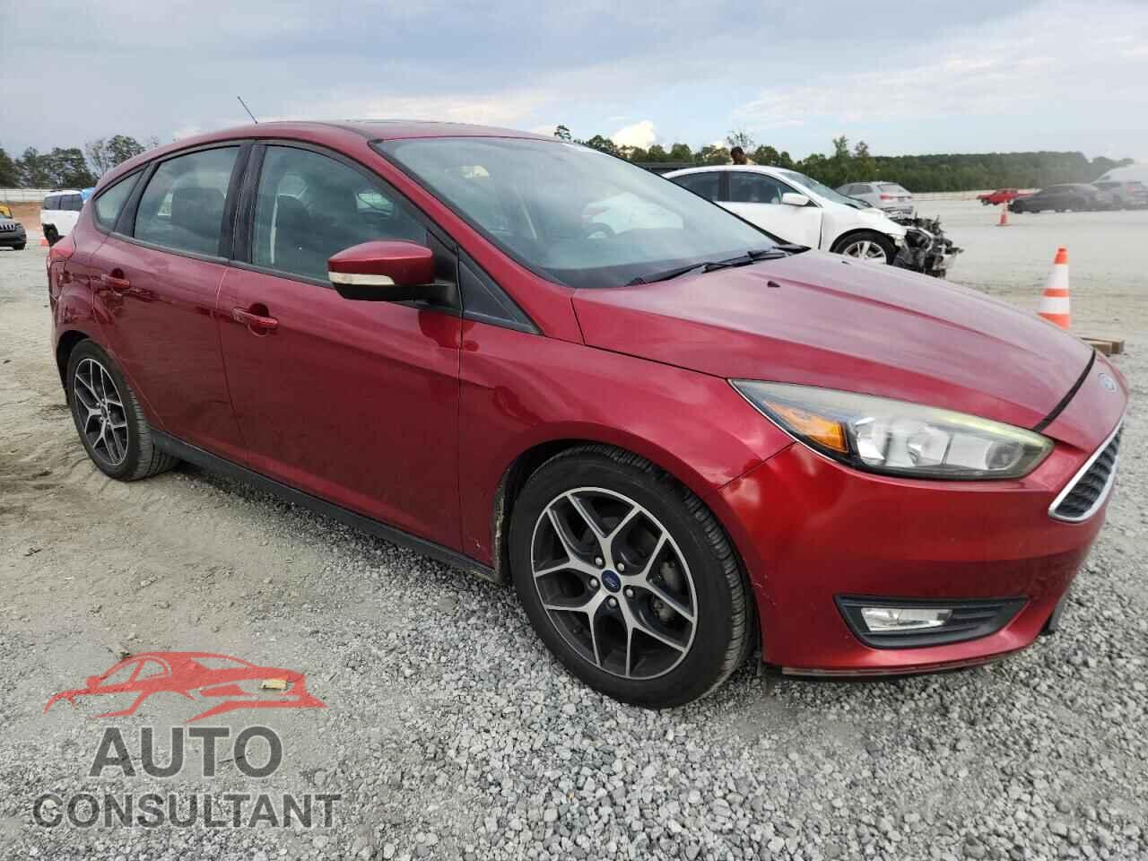 FORD FOCUS 2017 - 1FADP3M2XHL312059