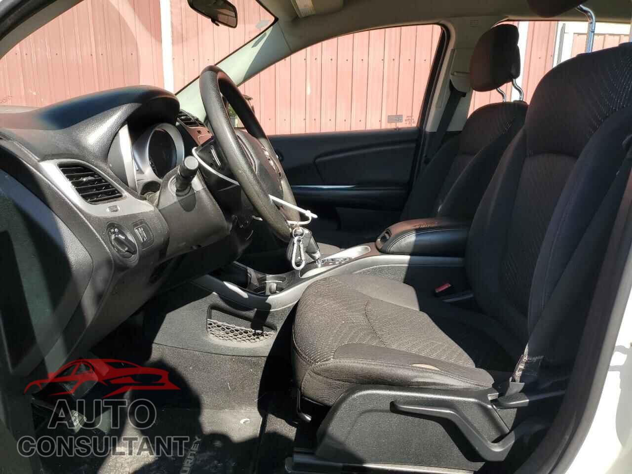 DODGE JOURNEY 2015 - 3C4PDCAB3FT602617
