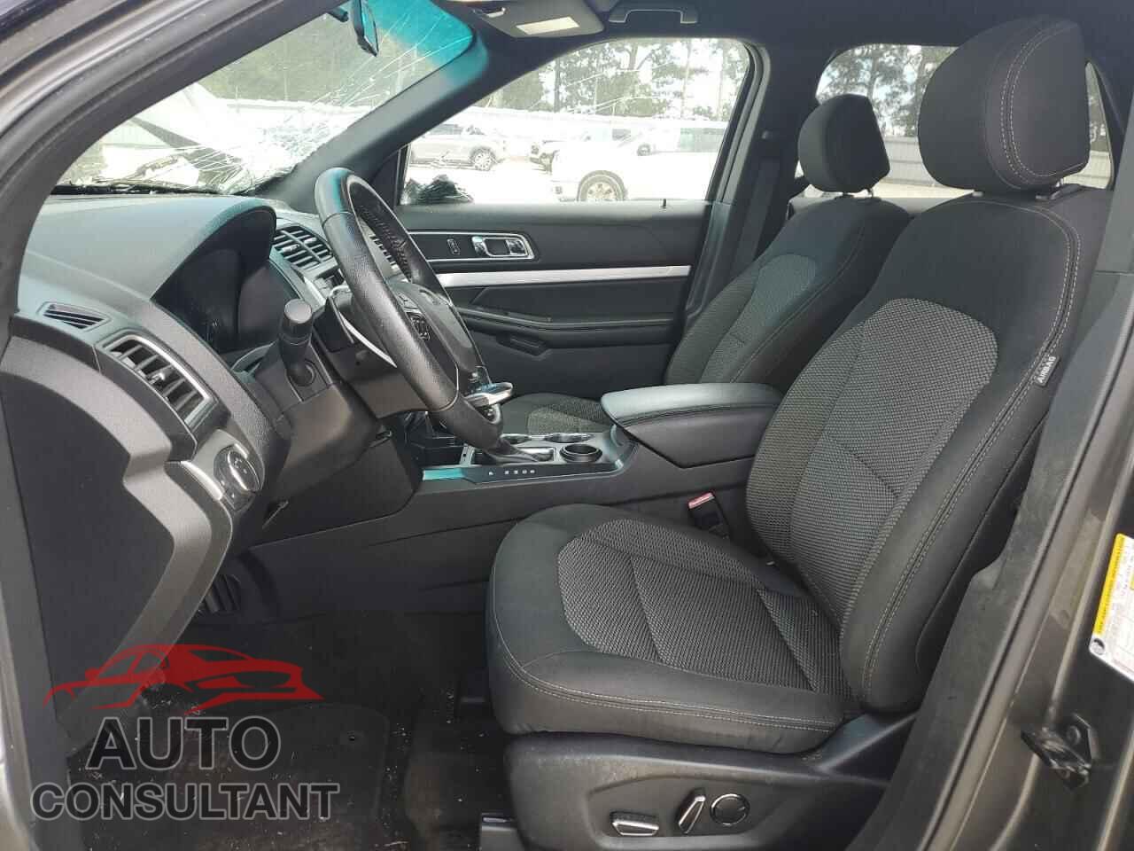FORD EXPLORER 2017 - 1FM5K7D86HGA94215