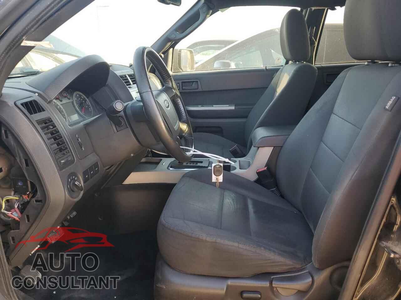 FORD ESCAPE 2011 - 1FMCU0D73BKB73099