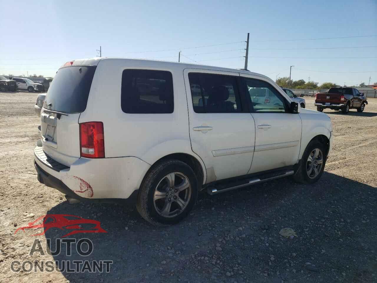 HONDA PILOT 2015 - 5FNYF3H51FB002529