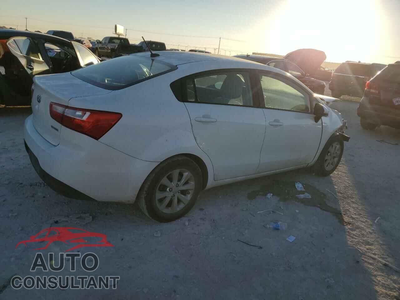 KIA RIO 2015 - KNADN4A30F6456537