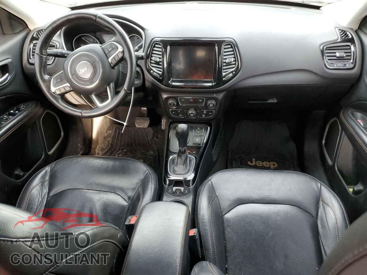 JEEP COMPASS 2018 - 3C4NJDCB8JT191338