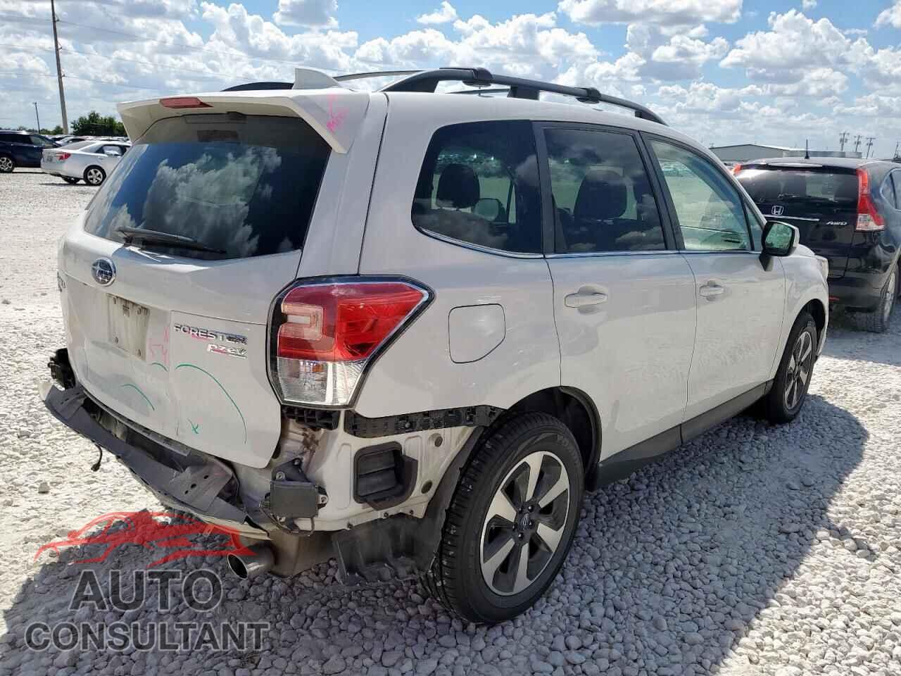 SUBARU FORESTER 2017 - JF2SJARC0HH559667
