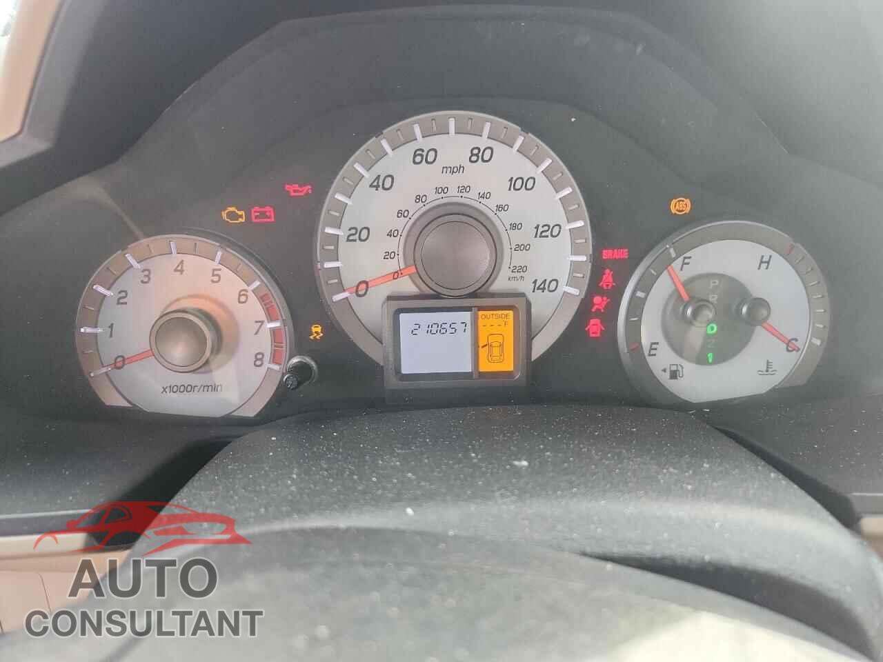 HONDA PILOT 2013 - 5FNYF4H52DB016426