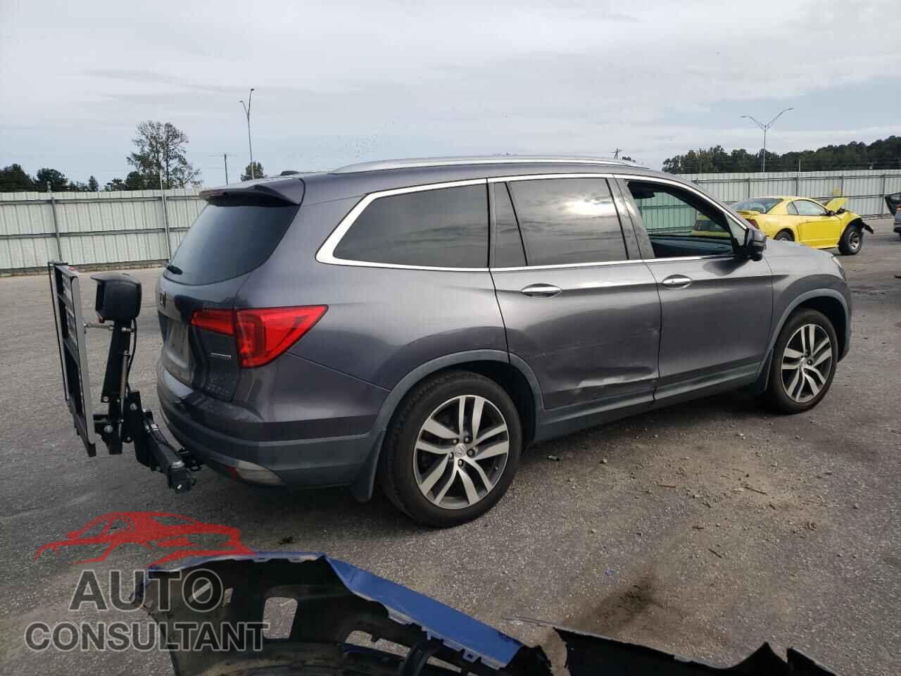 HONDA PILOT 2017 - 5FNYF5H92HB008289