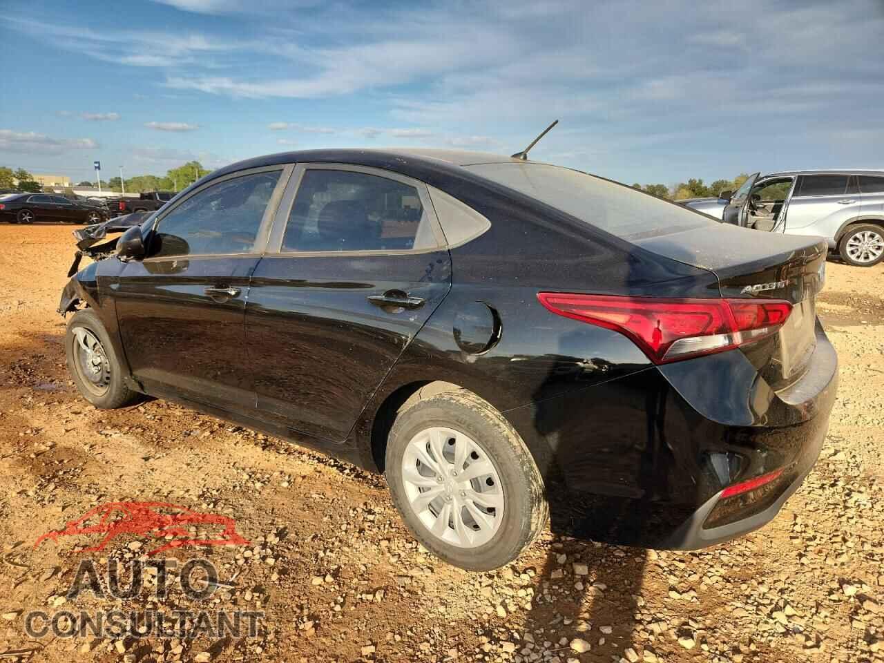 HYUNDAI ACCENT 2018 - 3KPC24A37JE025719
