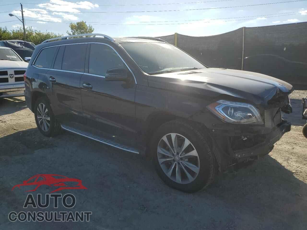 MERCEDES-BENZ GL-CLASS 2015 - 4JGDF6EE8FA444443