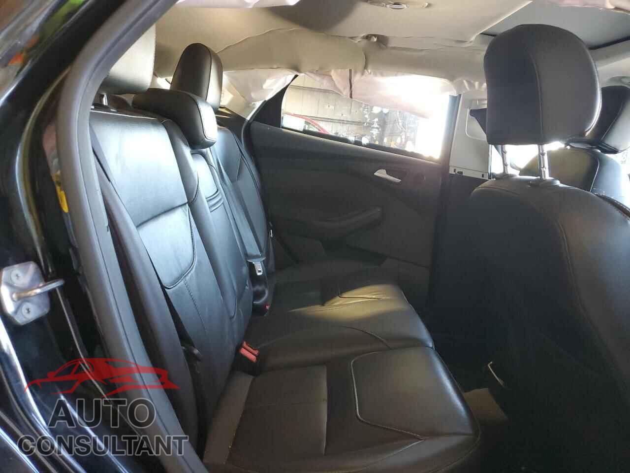 FORD FOCUS 2016 - 1FADP3N2XGL225310