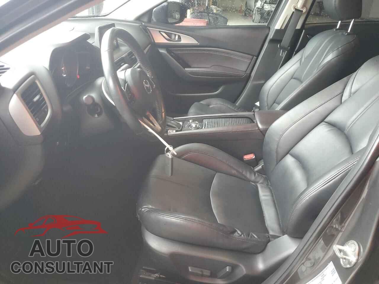 MAZDA 3 2017 - 3MZBN1V75HM115852