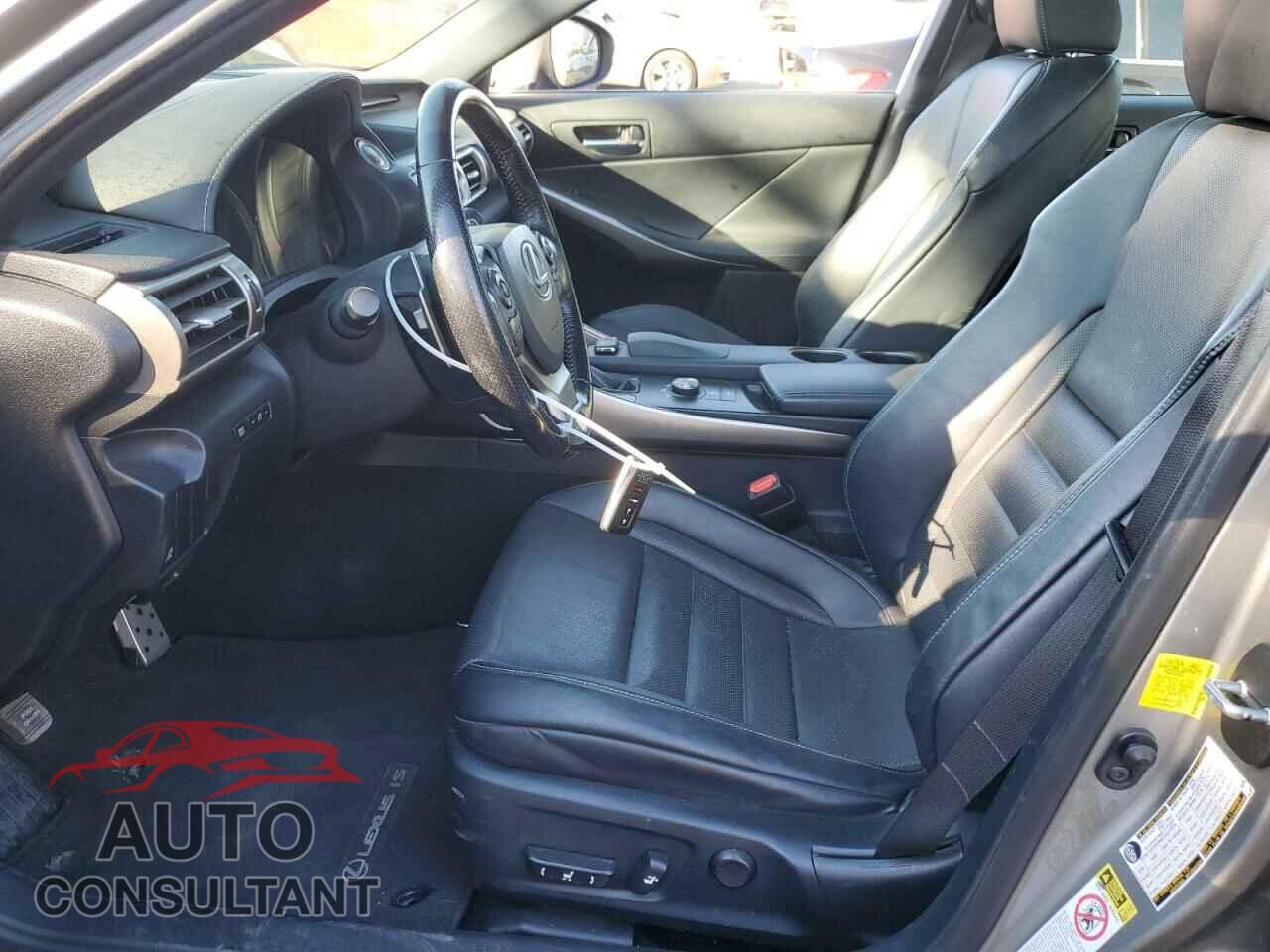 LEXUS IS 2016 - JTHBA1D23G5035408