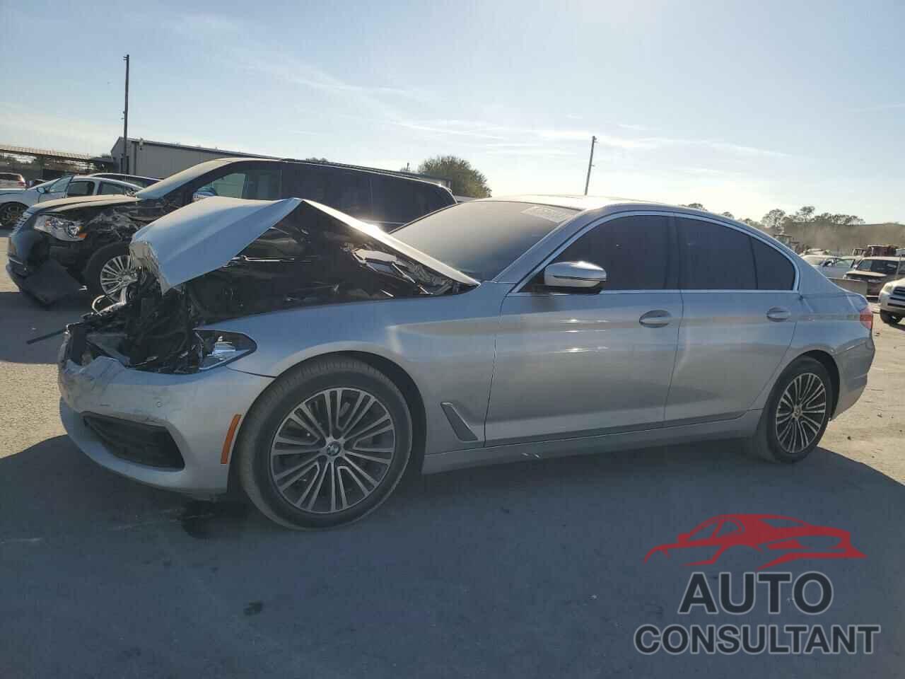 BMW 5 SERIES 2019 - WBAJA5C57KWW06737