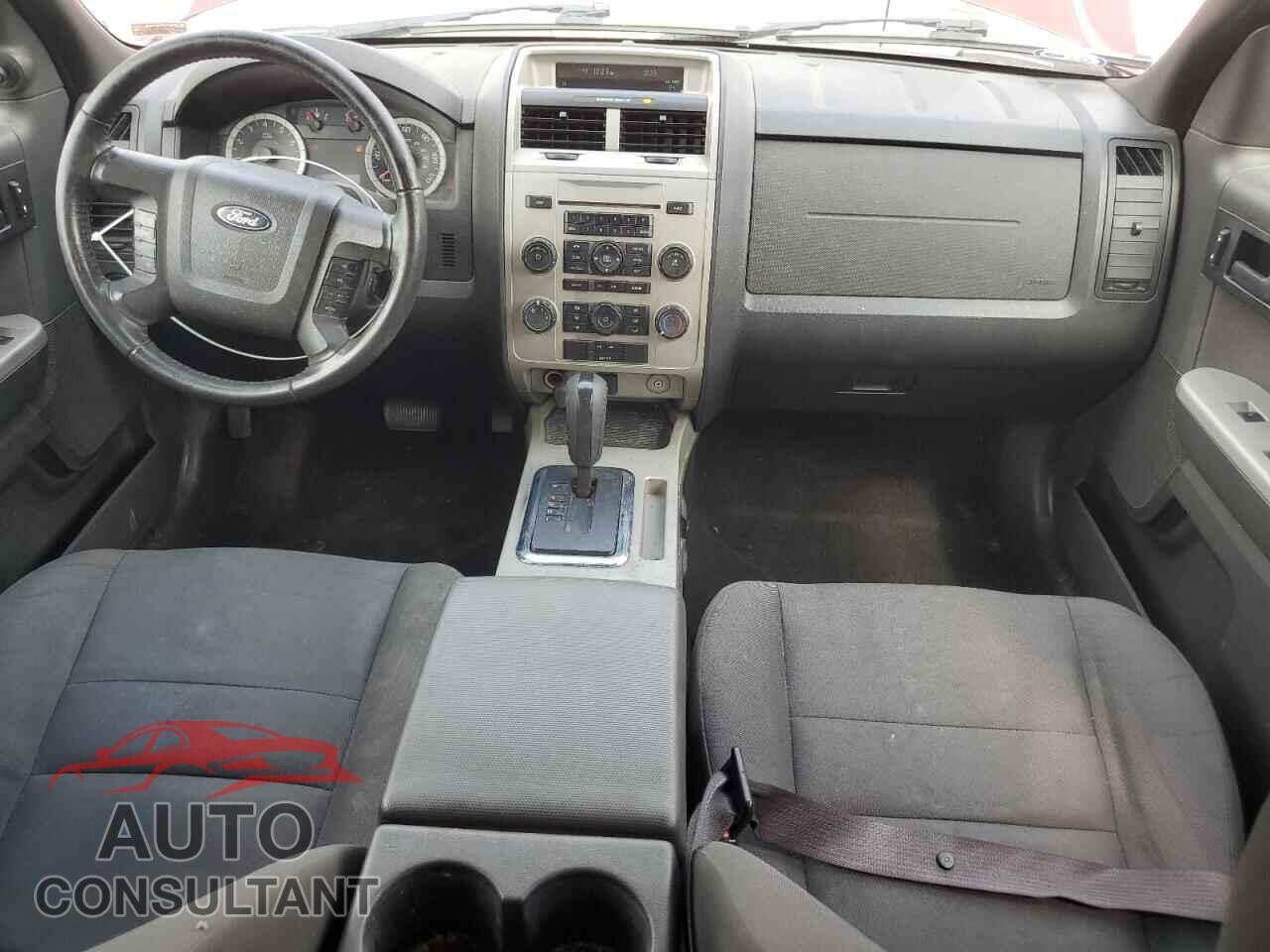 FORD ESCAPE 2010 - 1FMCU0DG3AKC73234