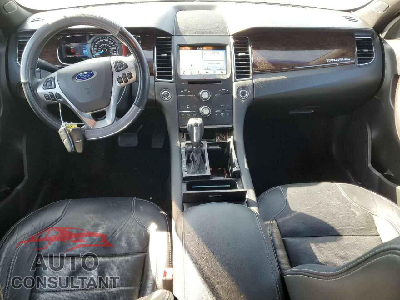 FORD TAURUS 2016 - 1FAHP2F82GG101541